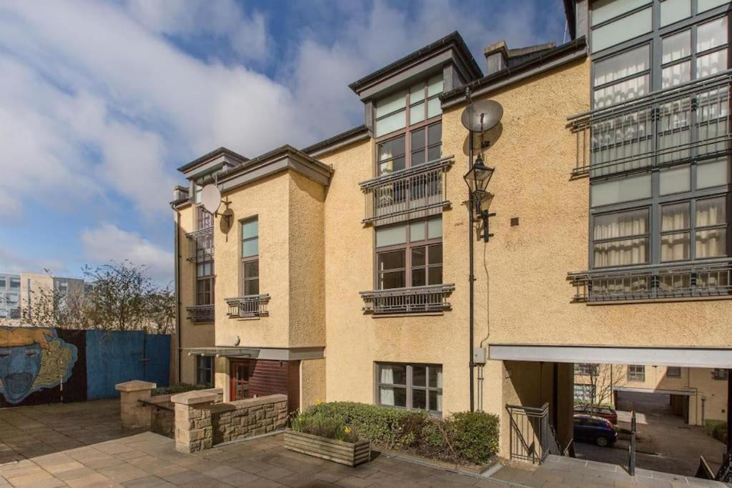 Next To The Palace And Royal Mile With Parking Edinburgh Ngoại thất bức ảnh