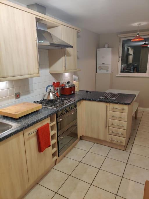 Next To The Palace And Royal Mile With Parking Edinburgh Ngoại thất bức ảnh