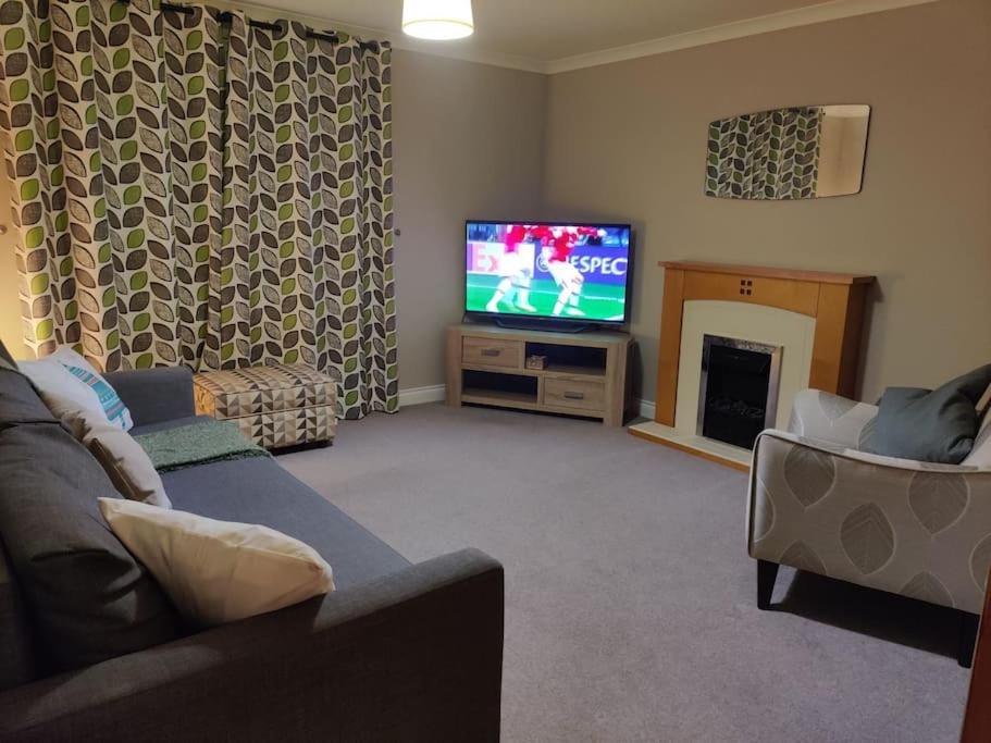 Next To The Palace And Royal Mile With Parking Edinburgh Ngoại thất bức ảnh